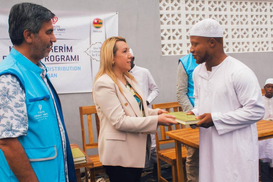 Türkiye Diyanet Vakfı 85 ülkede 1 milyon 731 bin 884 Kuran-ı Kerim dağıttı - Resim: 10